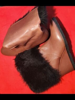 Taryn Rose Collection Womens 7  Messina Calf Boots New